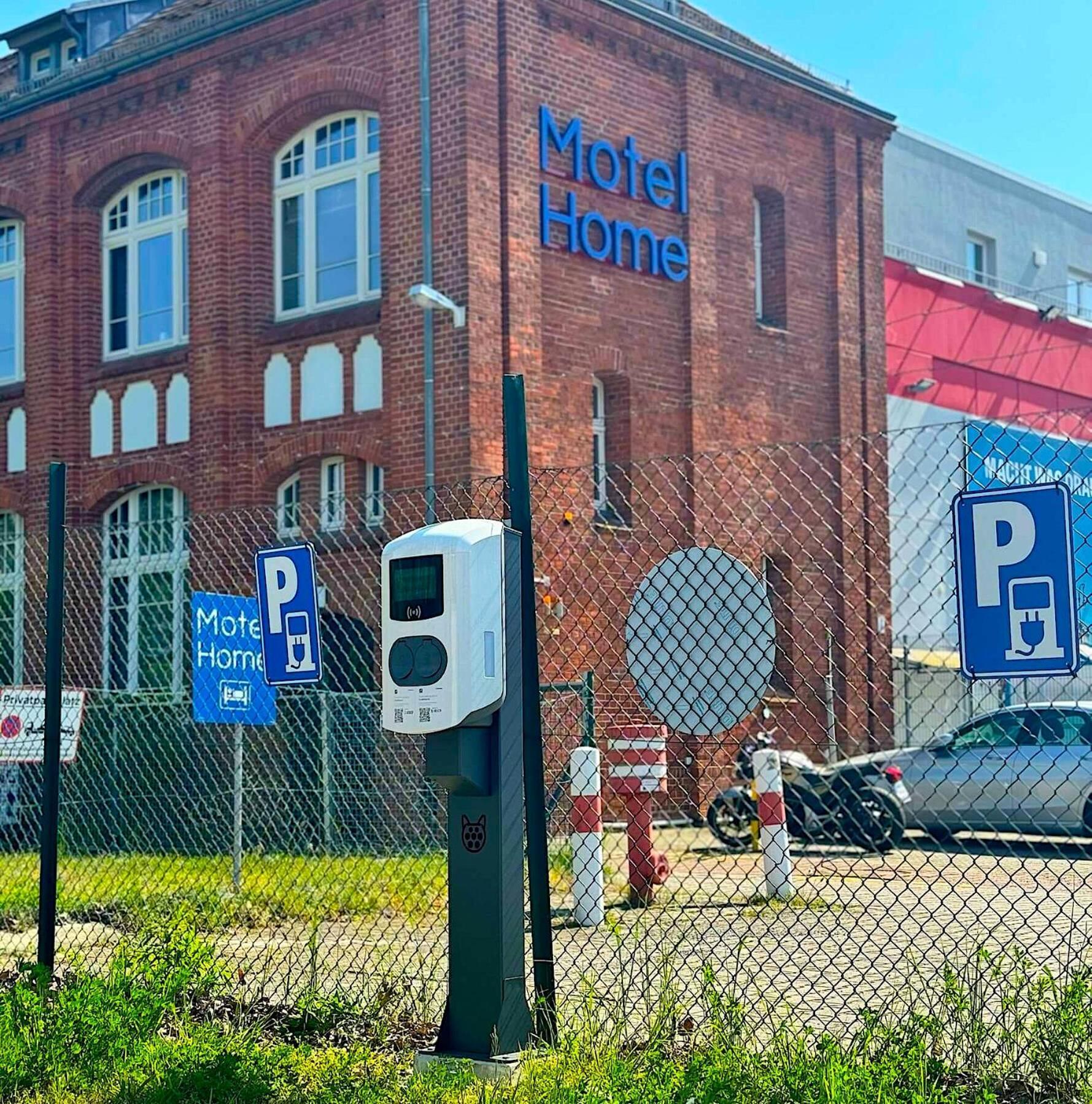 Motel Home Wittenau Berlín Exterior foto